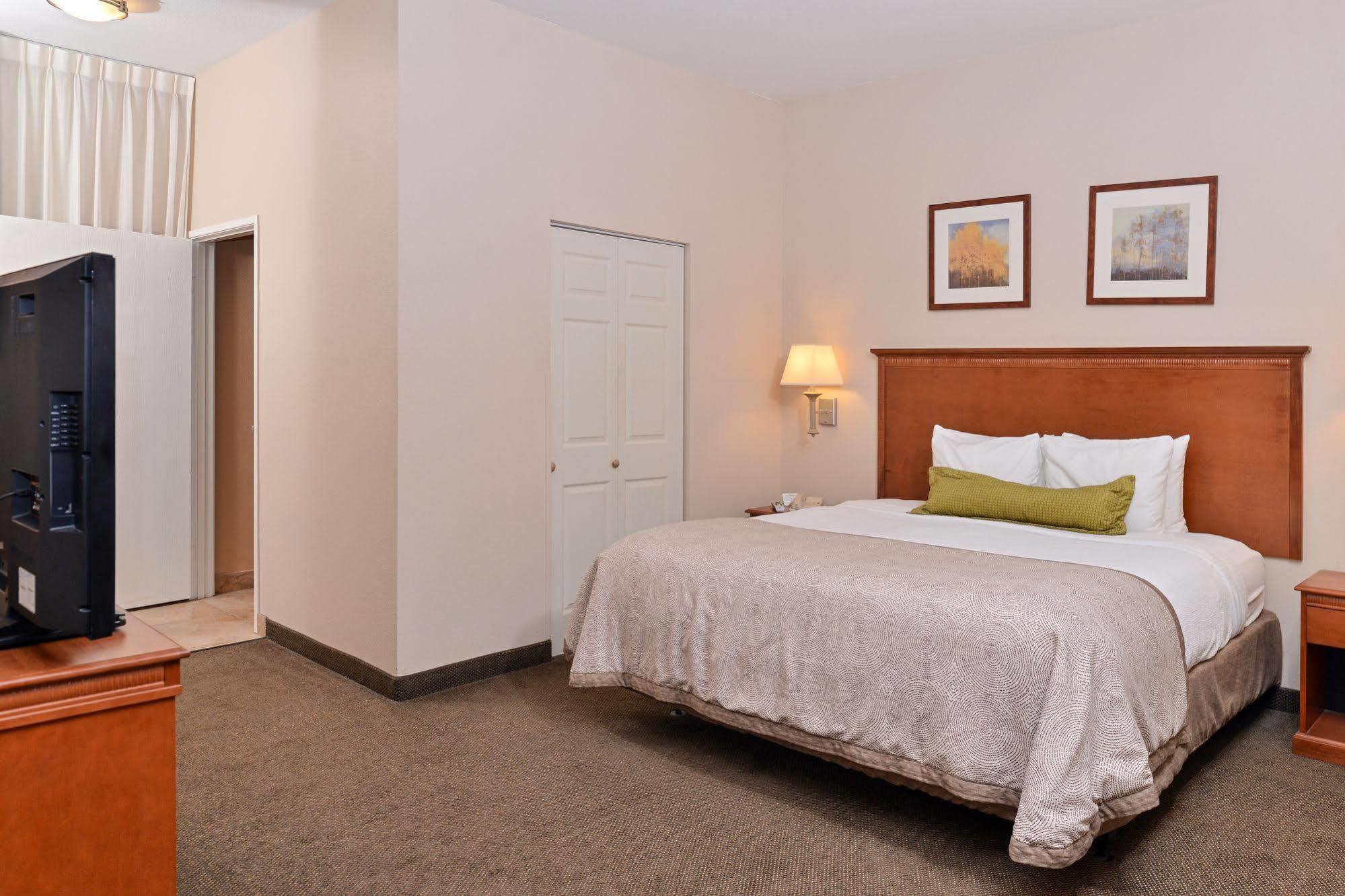 Candlewood Suites San Diego By Ihg Zewnętrze zdjęcie